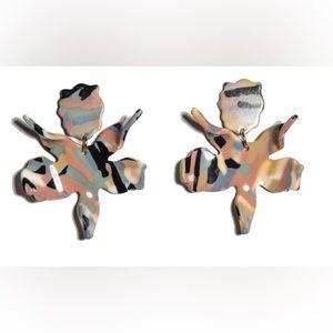 New Lele Sadoughi Small Paper Lily Earrings